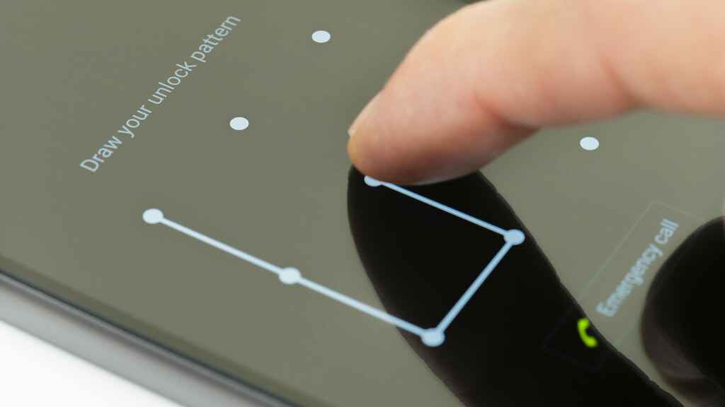 ফোনের প্যাটার্ন-পিন ভুলে গেছেন? কয়েক মিনিটেই আনলক করার সহজ উপায়