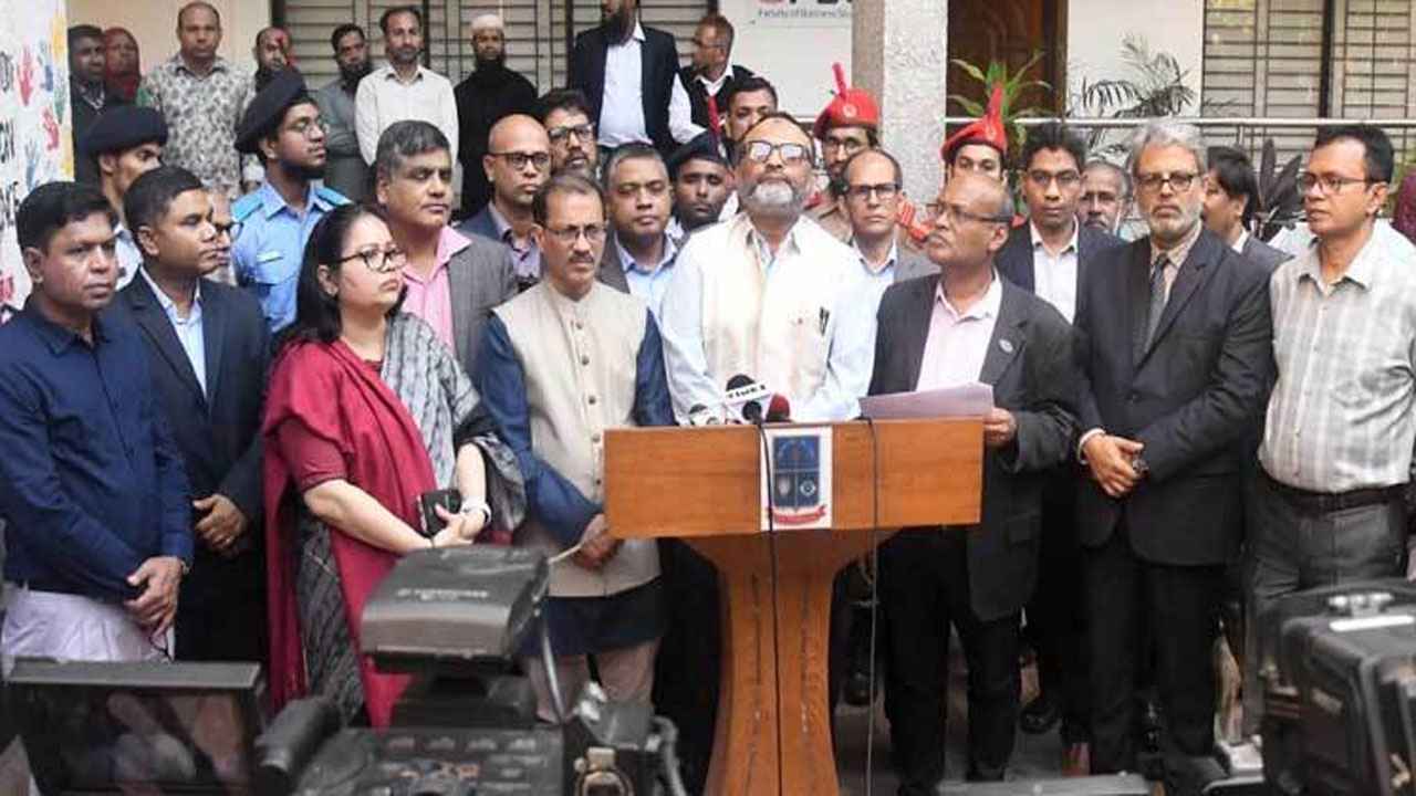 পোষ্য কোটা নিয়ে আদালতের রায় মেনে নেবে ঢাবি: উপাচার্য