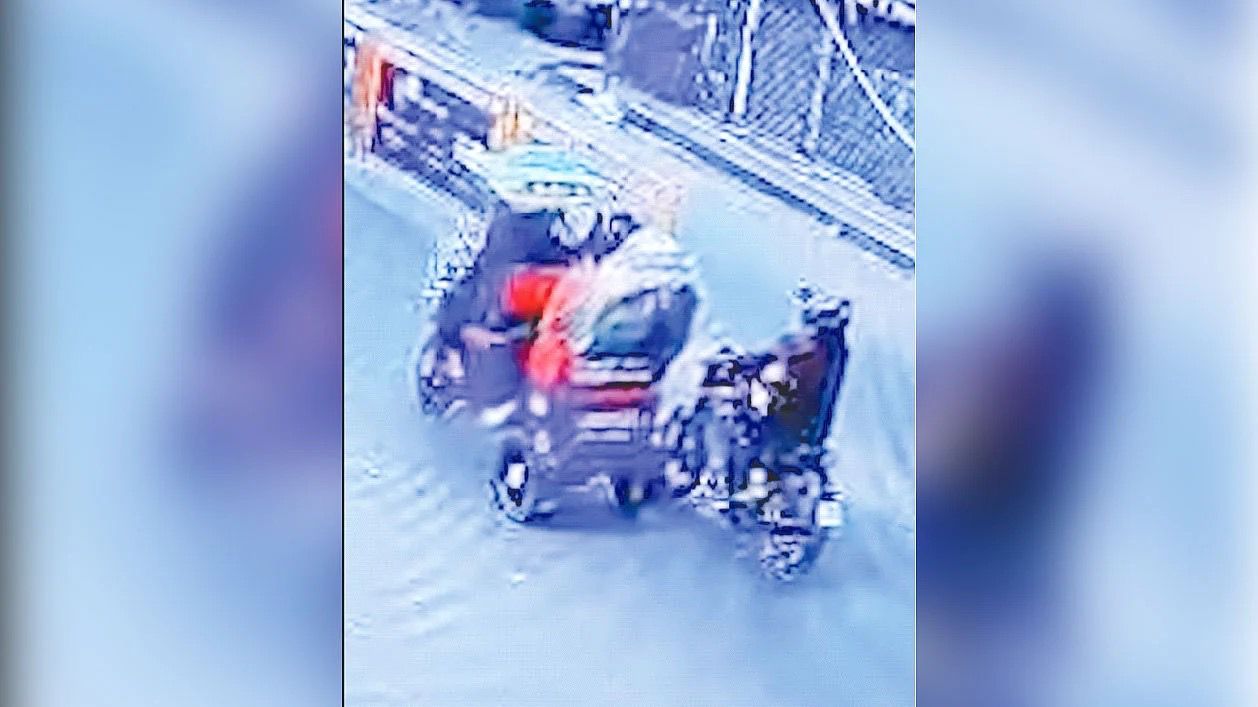 75d07fdb-3c17-455f-b1d8-984f375c52bb 75d07fdb-3c17-455f-b1d8-984f375c52bb