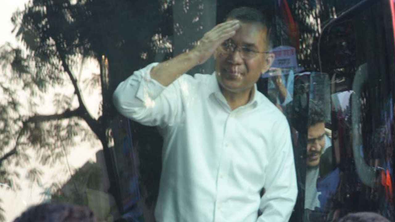 নিবন্ধনের ২৪ ঘণ্টার মধ্যে স্মার্ট কার্ড পাবেন তারেক রহমান