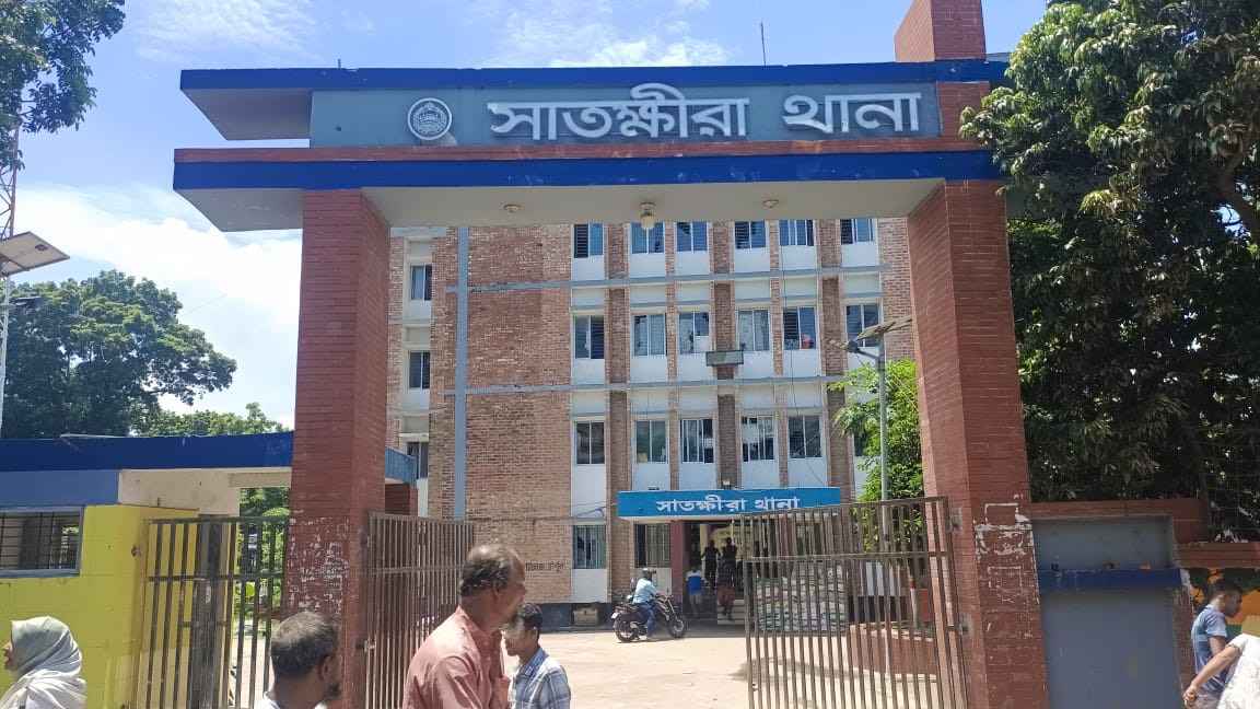 ঘটনাস্থলে না থেকেও মারপিট মামলার আসামি সাংবাদিক