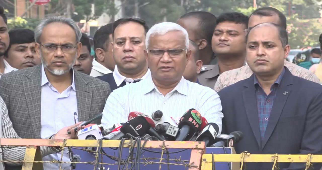 AZM-ZAHID-DHAKAMAIL0