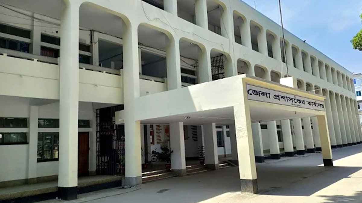 চাঁদপুরের পাঁচটি আসনে মনোনয়নপত্র সংগ্রহ করেছেন ৩৩ জন