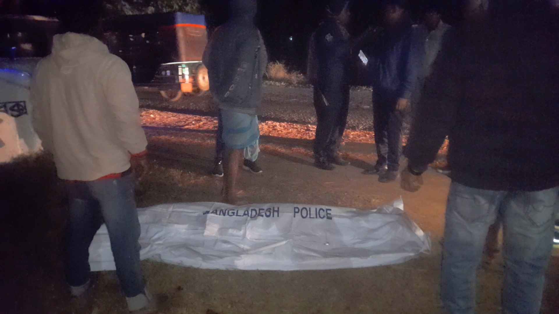 চুয়াডাঙ্গায় বালি বোঝাই ট্রাকচাপায় কিশোর নিহত