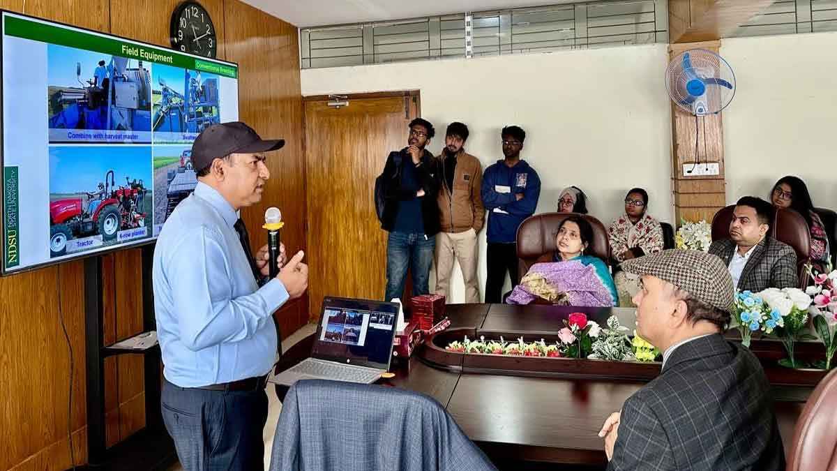 গাকৃবিতে এনডিএসইউ অয়েলসিড ব্রিডিং বিষয়ক সেমিনার