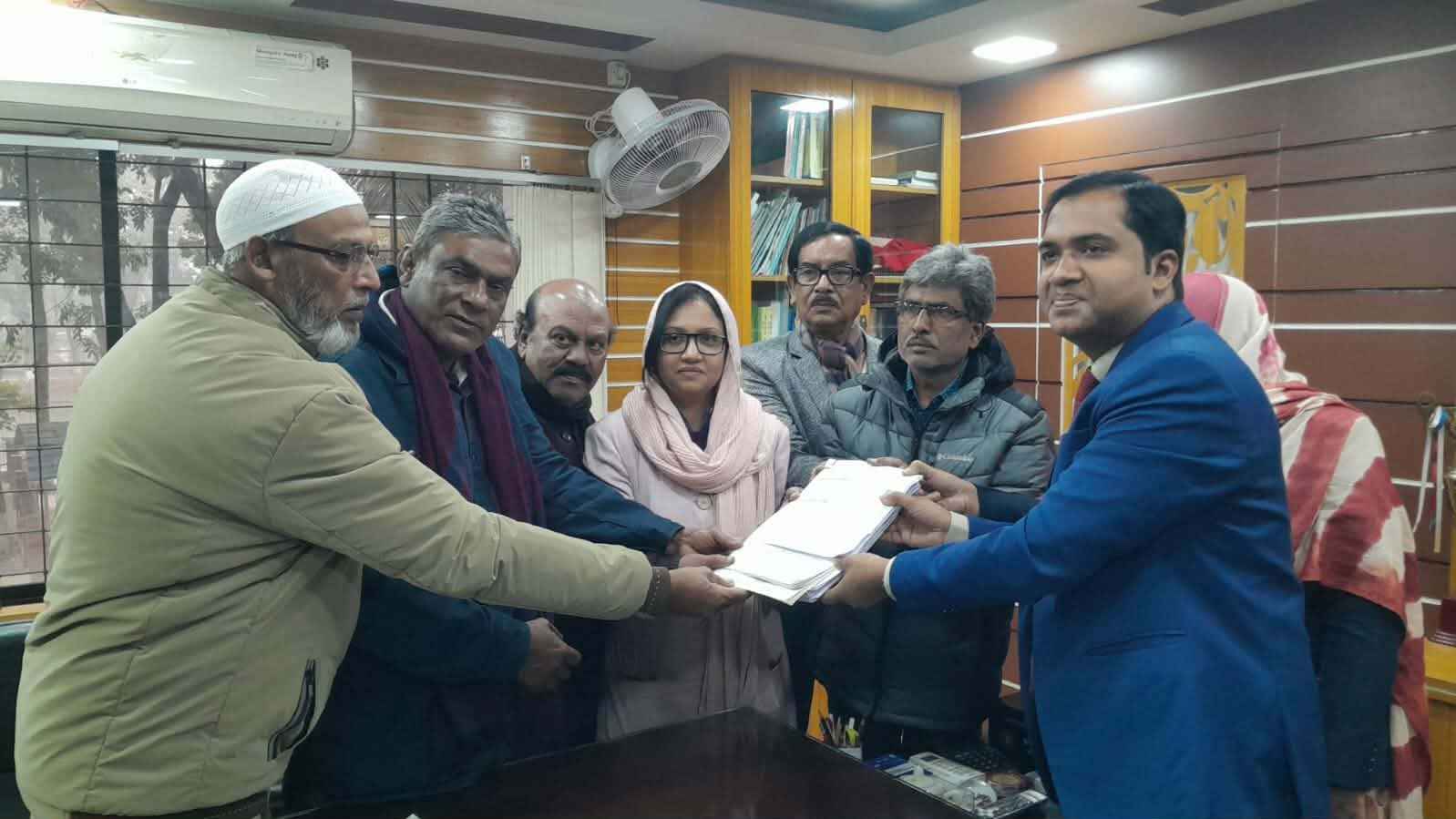 নাটোরে চারটি আসনে ৪২ প্রার্থীর মনোনয়নপত্র উত্তোলন, জমা ৩৫