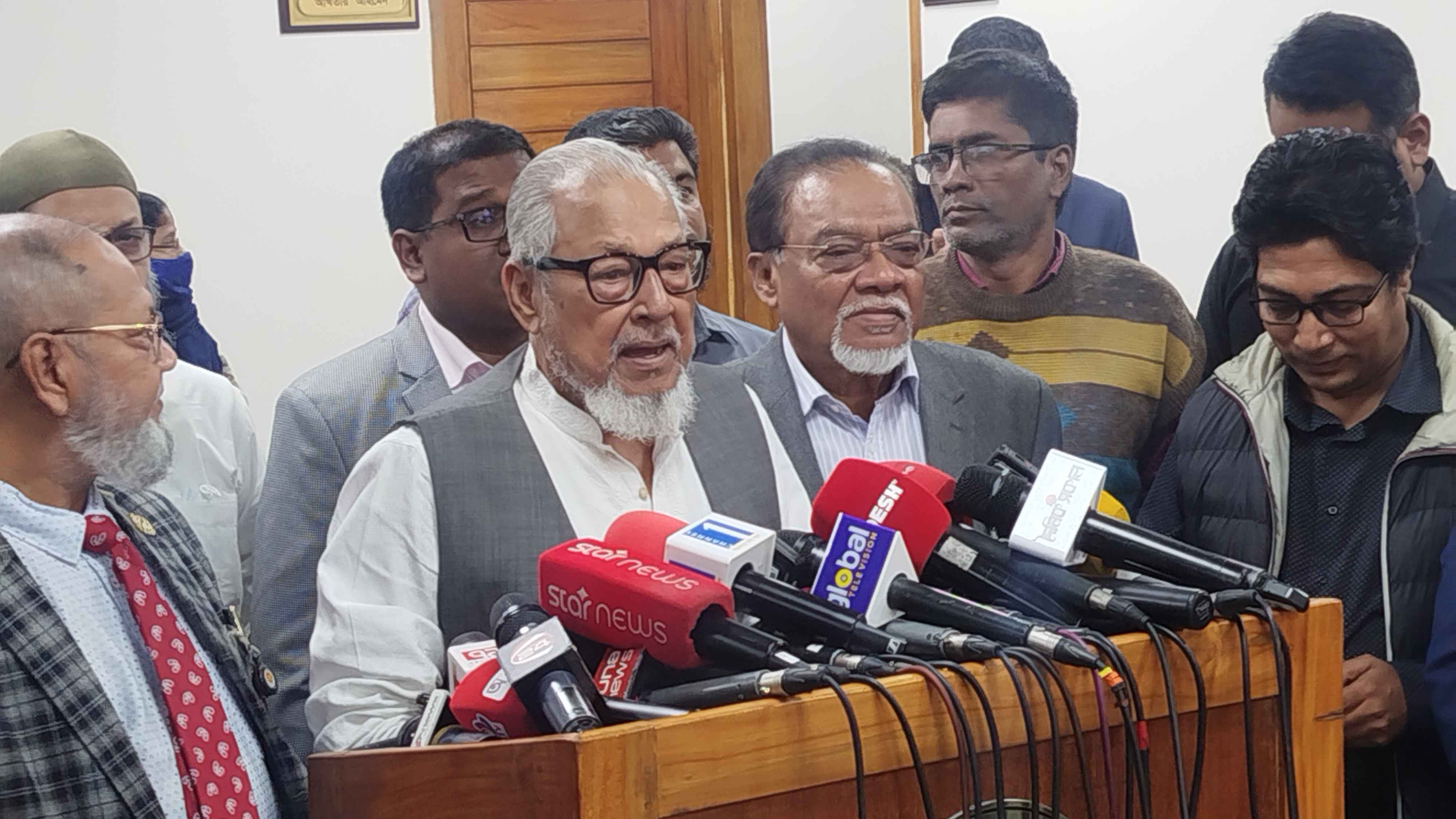 আমরা যথা সময়ে নির্বাচন চাই: নজরুল ইসলাম