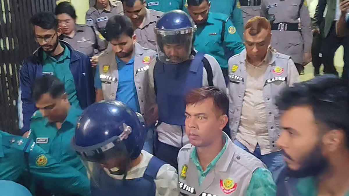 ফয়সালকে ভারতে পালাতে সহায়তার অভিযোগে গ্রেফতার দুজন ৩ দিনের রিমান্ডে