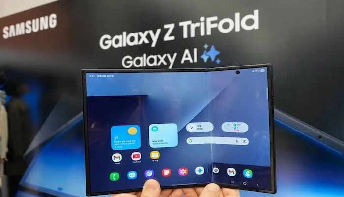 Samsung-Unveils-Galaxy-Z-TriFold-Worlds-First-Triple-Fold-Smartphone-Launches-at-2440 Samsung-Unveils-Galaxy-Z-TriFold-Worlds-First-Triple-Fold-Smartphone-Launches-at-2440