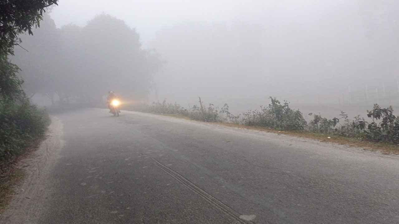 পঞ্চগড়ে কনকনে হিমশীতল ঠান্ডায় জেঁকে বসেছে শীত