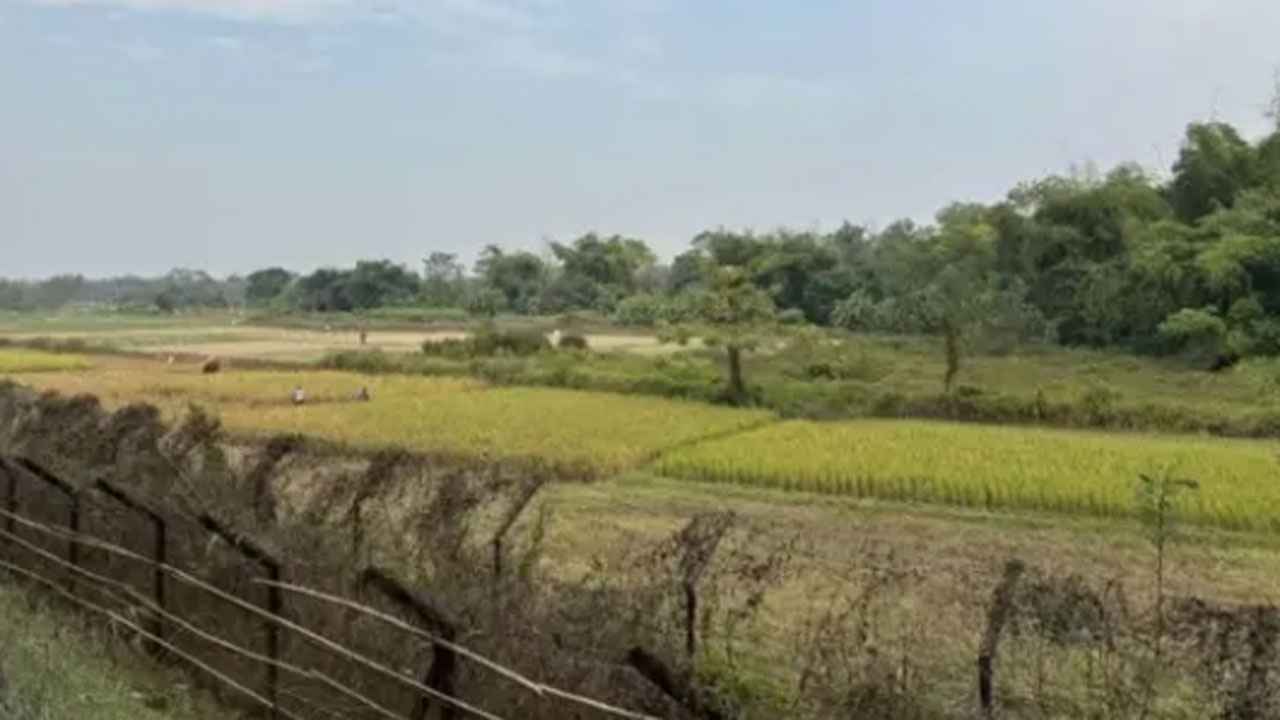 বিকট বিস্ফোরণের শব্দে উখিয়া-টেকনাফ জুড়ে আতঙ্ক