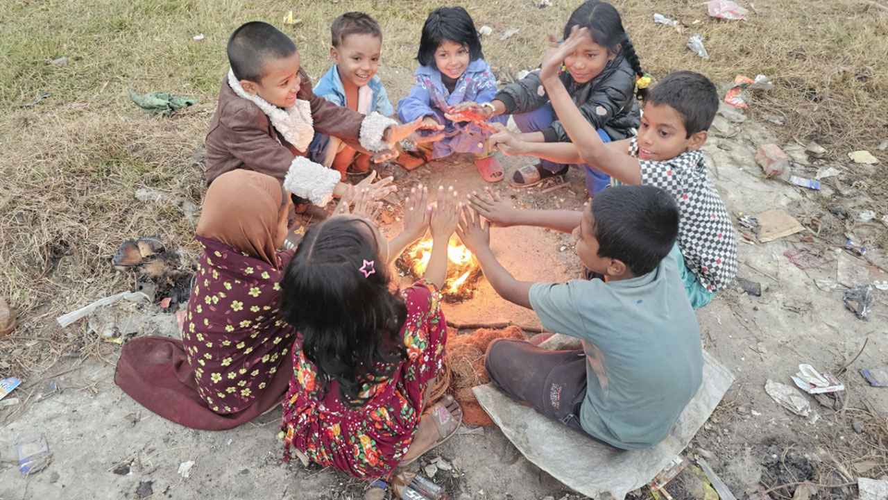 মুন্সিগঞ্জে জেঁকে বসেছে  শীত