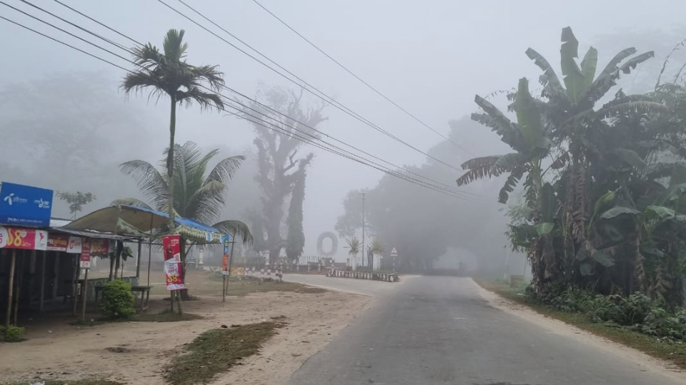 হিমেল বাতাসের প্রভাবে পঞ্চগড়ে তাপমাত্রা ১২ ডিগ্রির ঘরে 