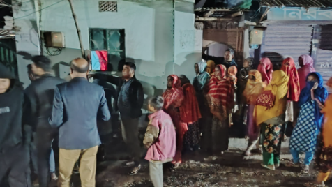 বগুড়ায় ঘরের দরজা ভেঙে বিছানায় মিলল নারীর লাশ