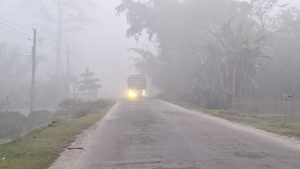 পঞ্চগড়ে বইছে মৃদু শৈত্য প্রবাহ, তাপমাত্রা ১০ ডিগ্রির ঘরে