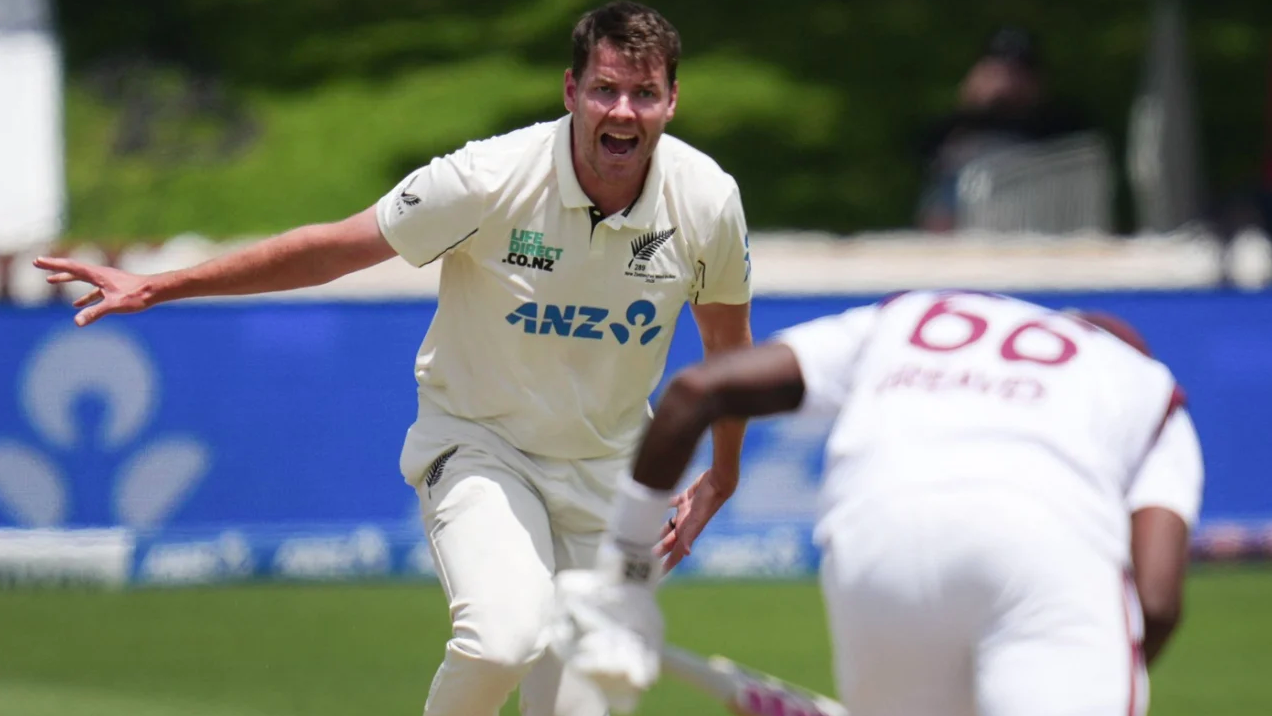 ডাফির বোলিং তোপে সহজ জয় নিউজিল্যান্ডের