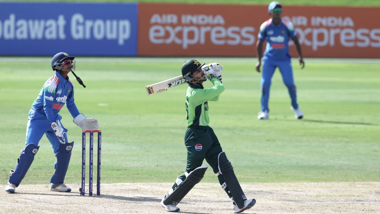 মিনহাসের বিধ্বংসী ইনিংসে ভারতের বিপক্ষে বিশাল সংগ্রহ পাকিস্তানের