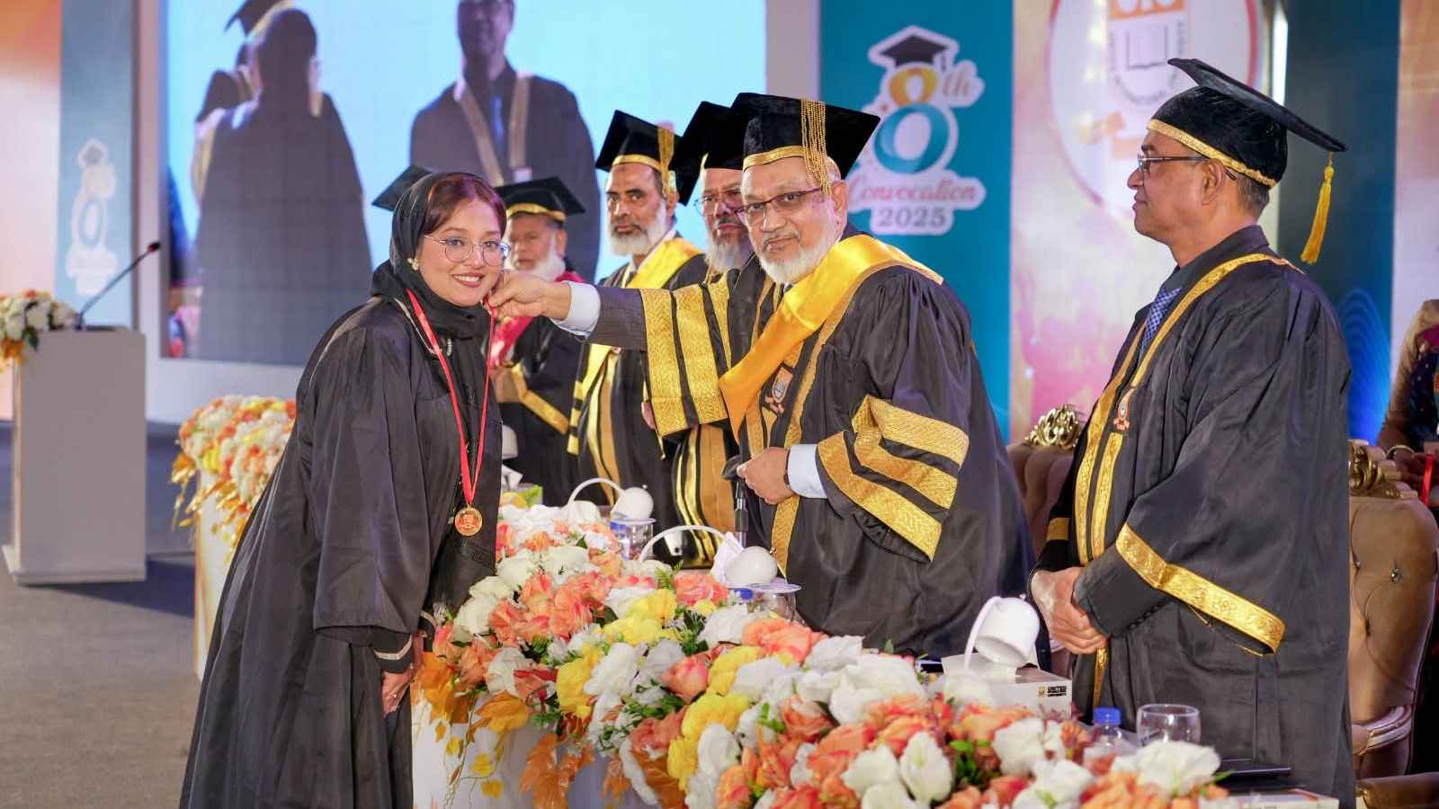 ইউনাইটেড ইন্টারন্যাশনাল ইউনিভার্সিটির ৮ম সমাবর্তন অনুষ্ঠিত