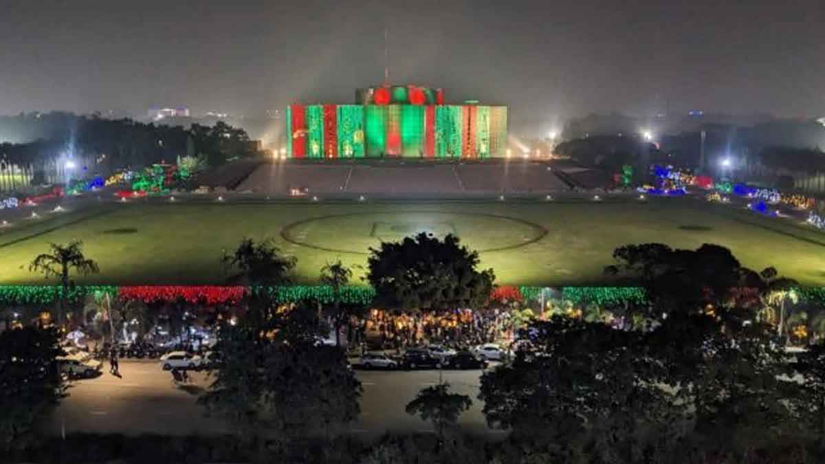 বিজয়ের বর্ণিল আলোয় সেজেছে রাজধানী