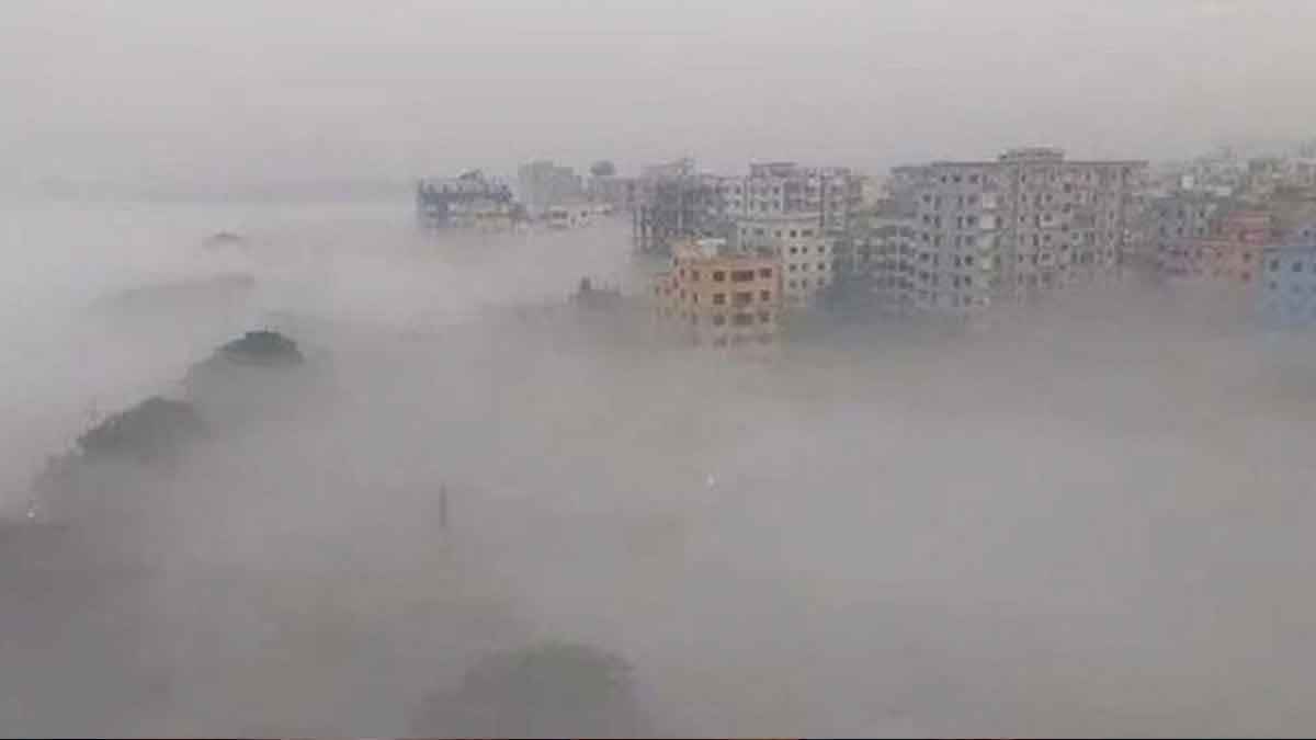 হালকা কুয়াশায় দিন শুরু, তাপমাত্রায় তেমন পরিবর্তন নেই