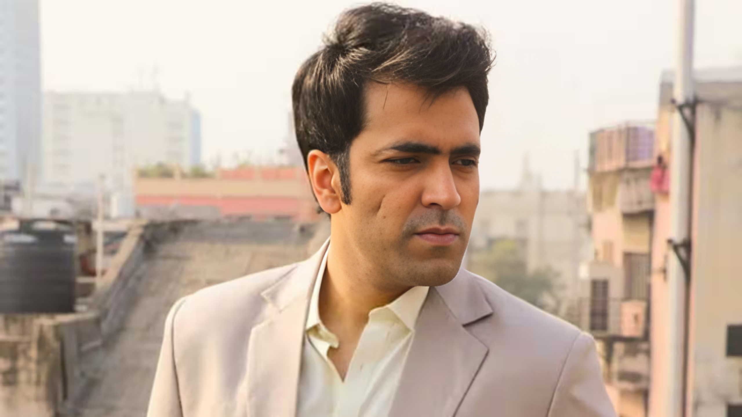 আবিরের গালের কাটা দাগের রহস্য কী?