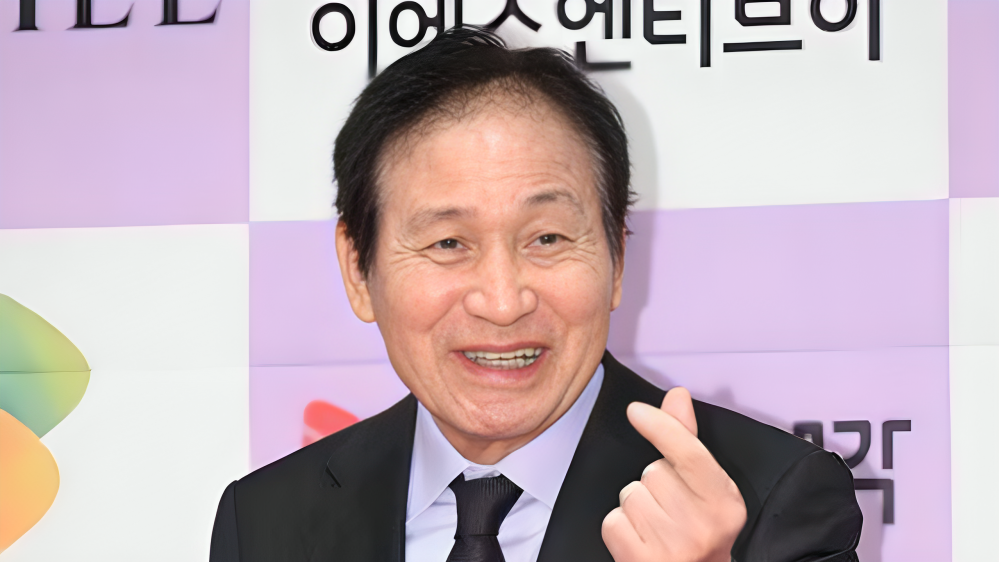 গলায় খাবার আটকে হার্ট অ্যাটাক করলেন জনপ্রিয় অভিনেতা