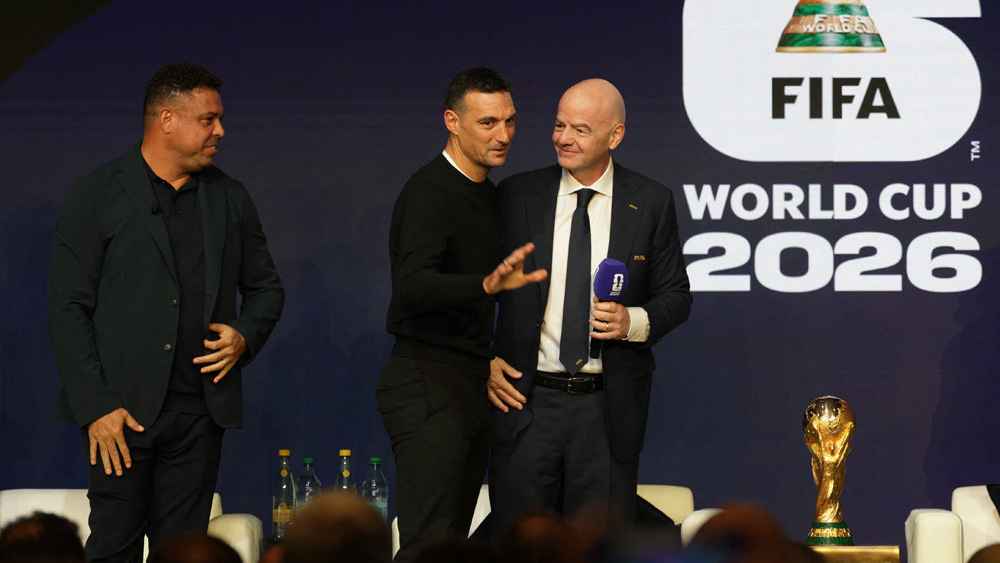 আর্জেন্টিনা কোচের কাছে ক্ষমা চাইলেন ফিফা সভাপতি