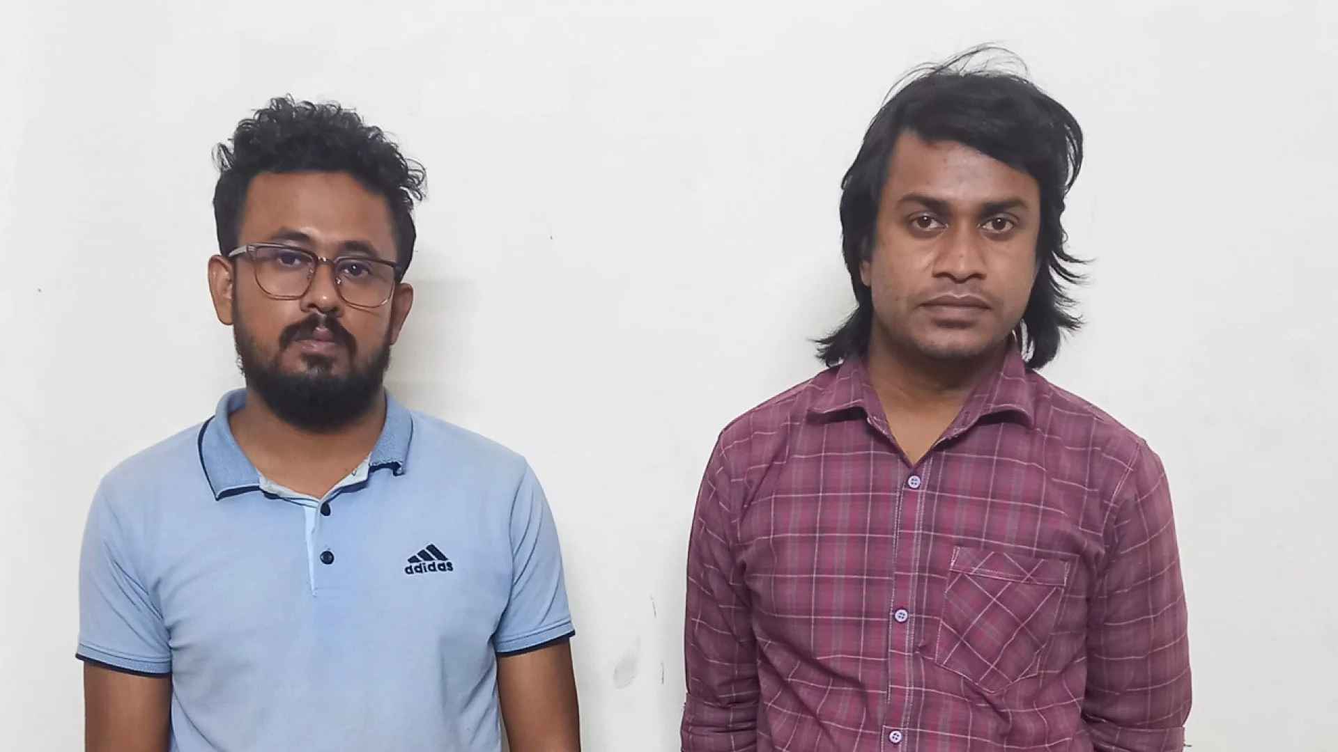 বেতারের কর্মকর্তার কাছে চাঁদা দাবির অভিযোগে দুজন গ্রেফতার