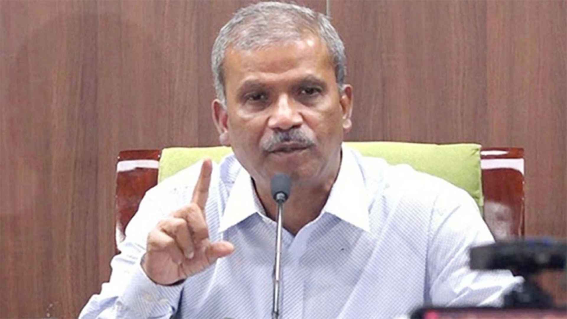 নতুন ক্রীড়া উপদেষ্টা আসিফ নজরুল, অভিনন্দন বিসিবির