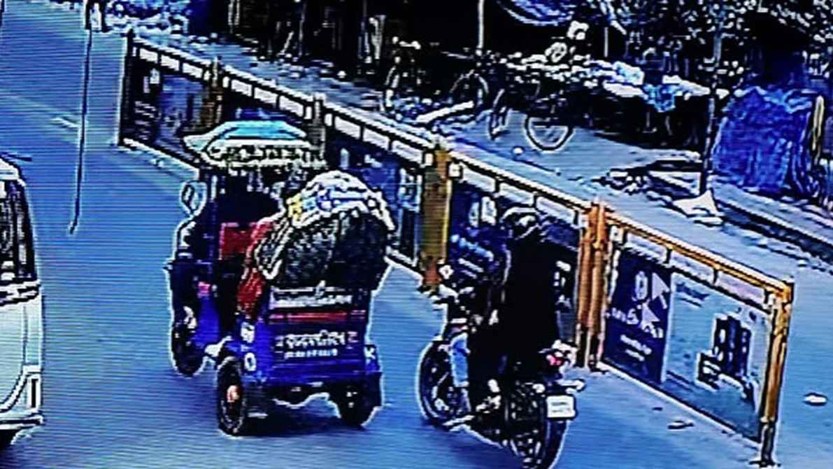 ওসমান হাদির ওপর হামলা, আরো কয়েকজন নজরদারিতে