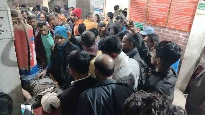 মোংলায় ইজিবাইকের ধাক্কায় ওয়ার্ড বিএনপির সদস্য নিহত