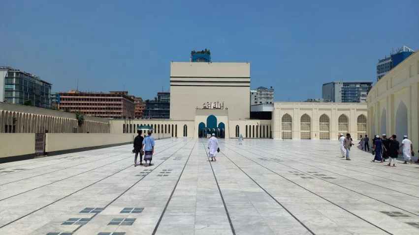 দুশো কোটির প্রকল্পে বদলে যাচ্ছে বায়তুল মোকাররমের চেহারা