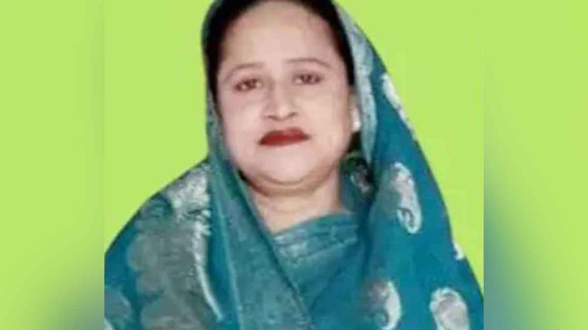 পুলিশের কাছ থেকে পালিয়ে যাওয়া সেই আ.লীগ নেত্রী ধরা