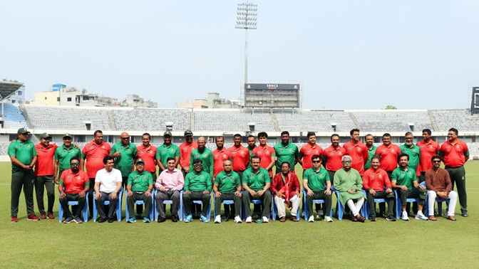 বিজয় দিবসে ২২ গজে নামতে যাচ্ছেন নান্নু-সুজনরা