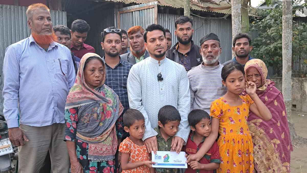 লালমনিরহাটে অসহায় চার শিশুর দায়িত্ব নিলেন শিহাব আহমেদ