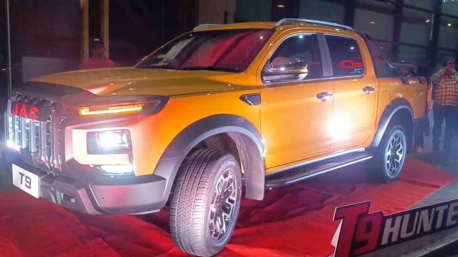 চীনের জ্যাক মোটরস বাংলাদেশে অফরোড পিকআপ আনল