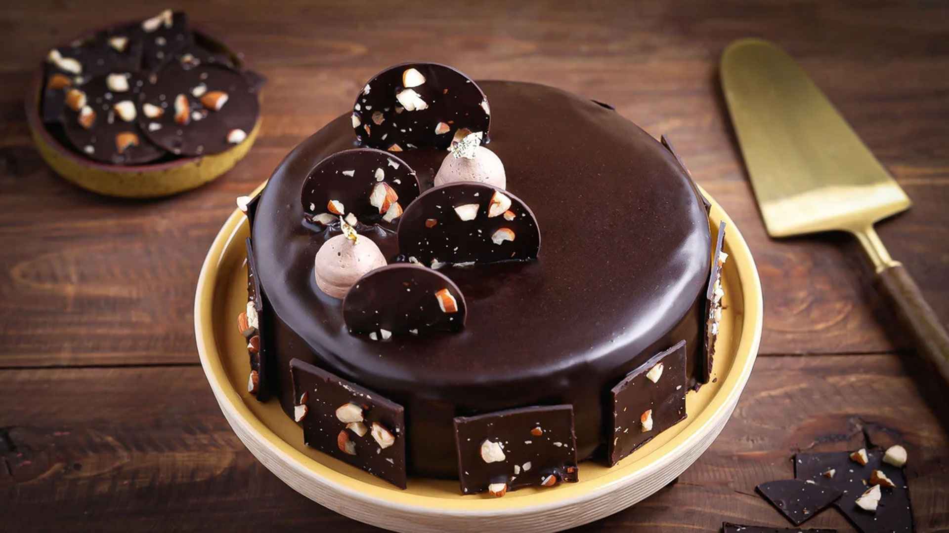 বর্ষবরণের উৎসবে বানান ট্রাফল কেক