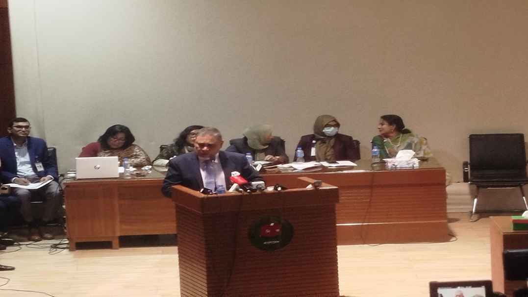 ডিসি-এসপিদের কথা শুনে ‘বুকের জোর বেড়েছে’ সিইসির