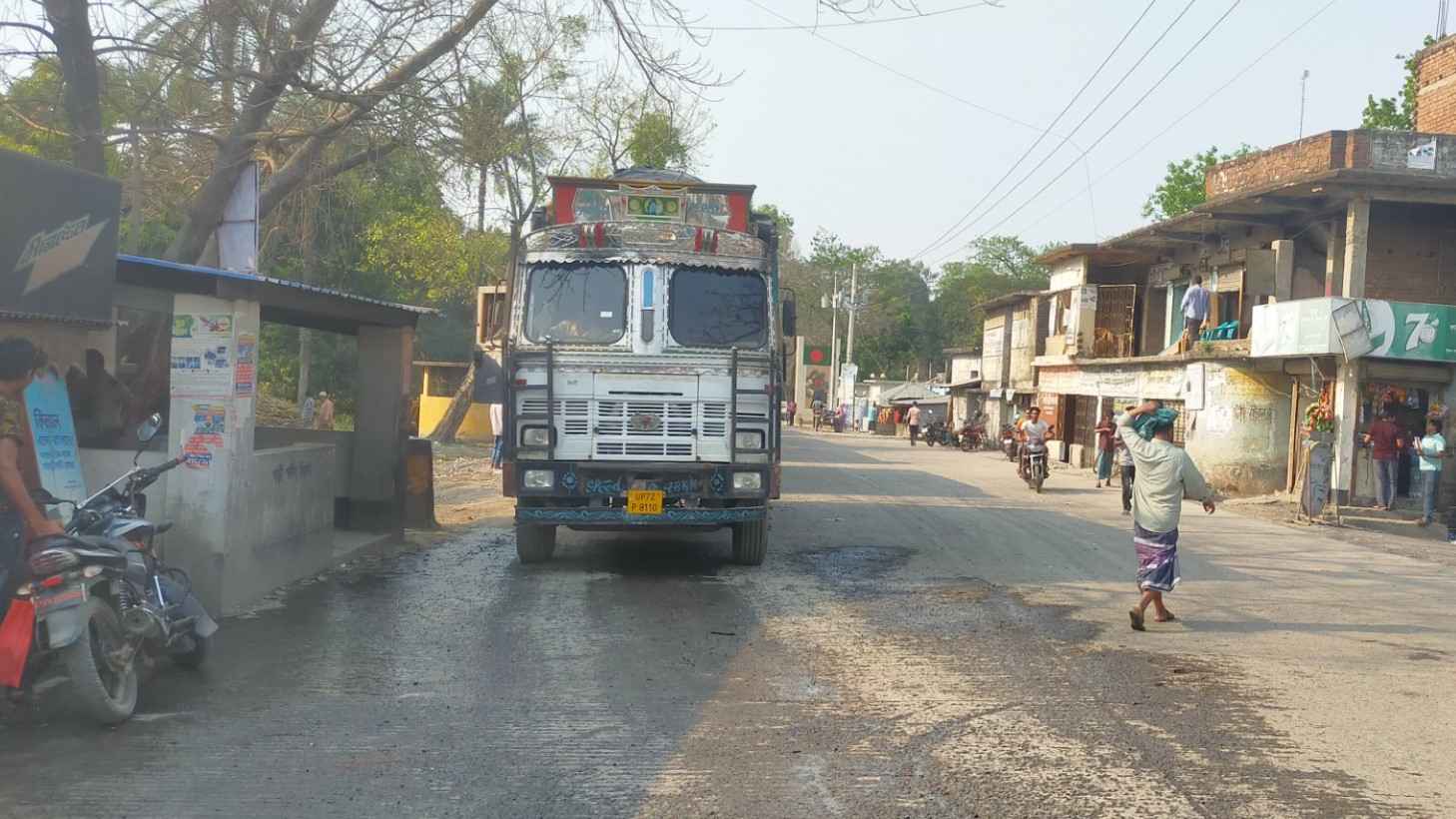 সোনামসজিদ স্থলবন্দর দিয়ে ৯০০ টন পেঁয়াজ আমদানির অনুমতি