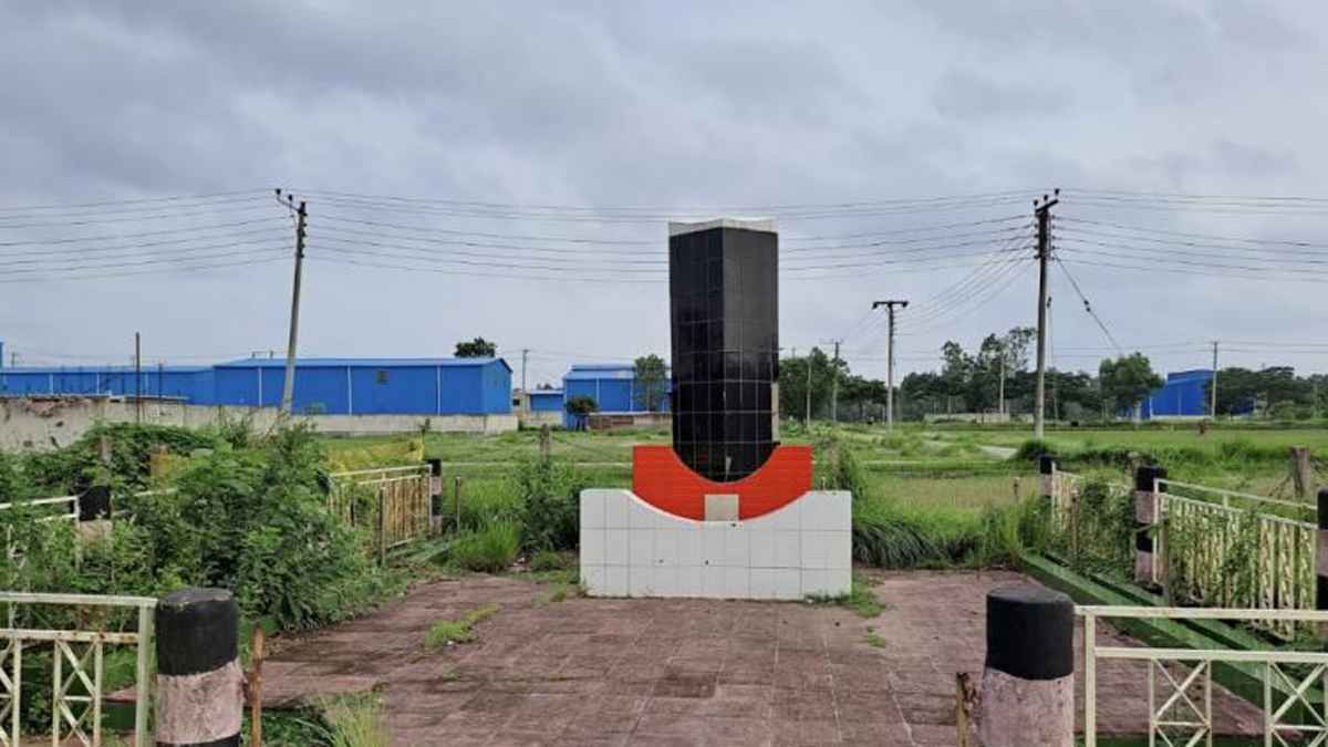 আজ মিরসরাই হানাদার মুক্ত দিবস