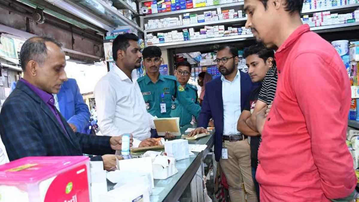 চট্টগ্রামে ৬ প্রতিষ্ঠানকে জরিমানা, বেকারি বন্ধ