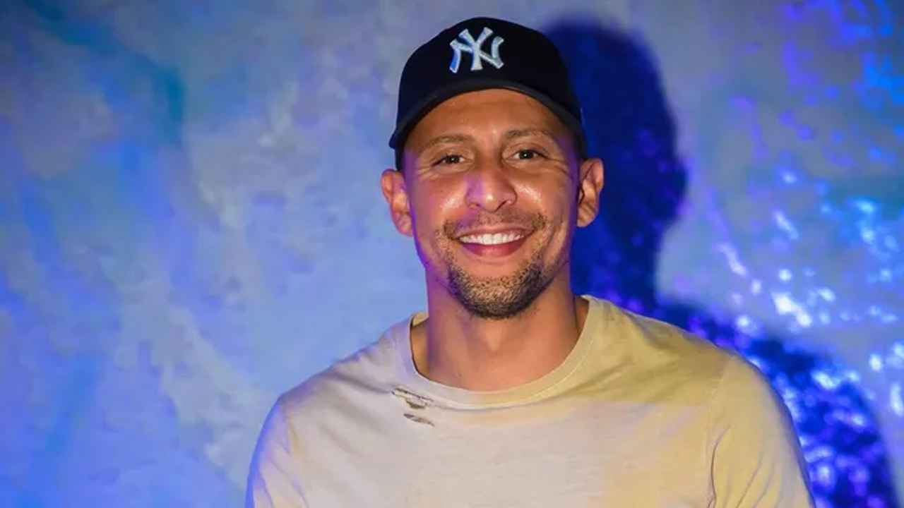 জনপ্রিয় উপস্থাপক ও ডিজেকে গুলি করে হত্যা