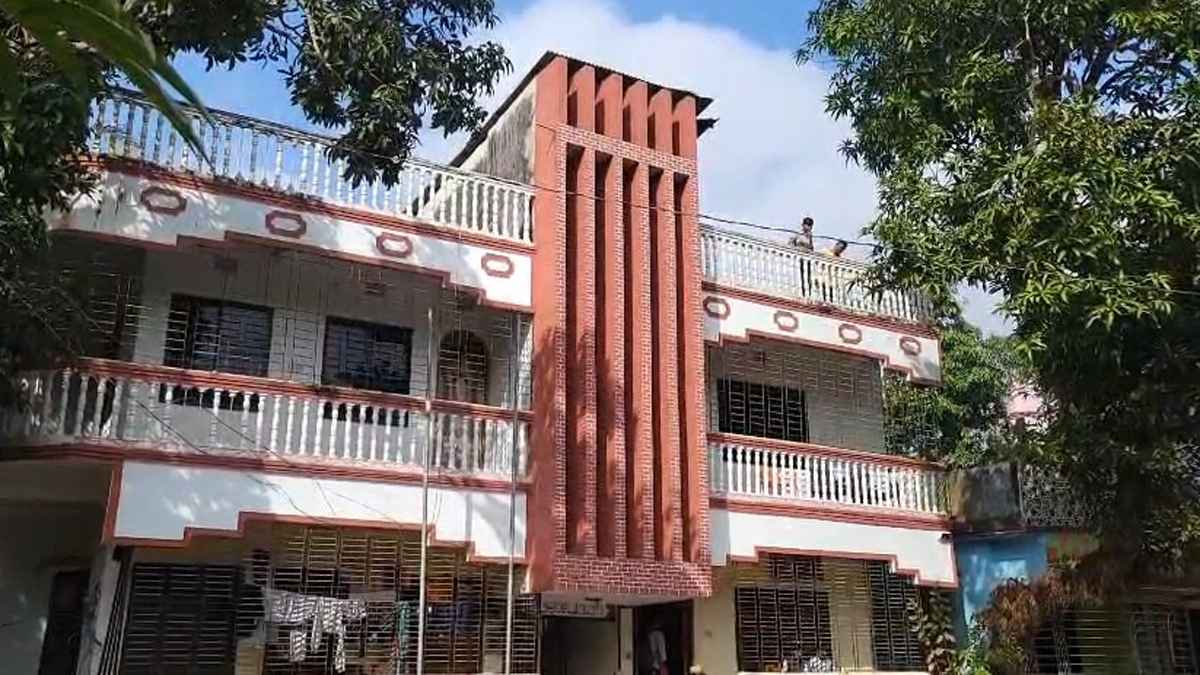 খালেদা জিয়ার পৈত্রিক বাড়িতেও চলছে শোক