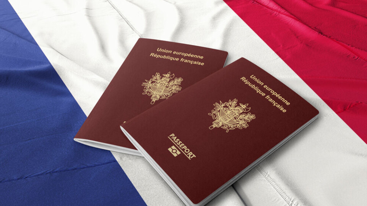 ফ্রান্সে নাগরিকত্ব পেতে বাধ্যতামূলক হচ্ছে ‘সিভিক টেস্ট’