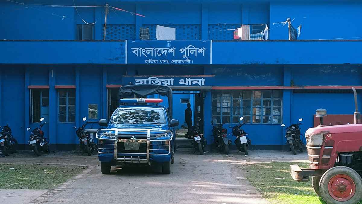 হাতিয়ার জাগলারচরে সংঘর্ষ, ৩০ জনের বিরুদ্ধে হত্যা মামলা