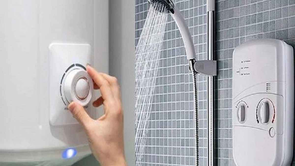 গিজার চালু রেখে গোসল করা কি ঠিক? জীবন বাঁচাতে মানুন জরুরি কিছু নিয়ম