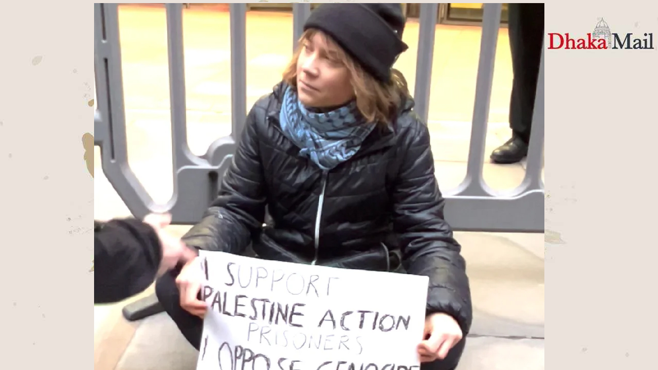 গ্রেটা থুনবার্গকে গ্রেফতার করল লন্ডন পুলিশ