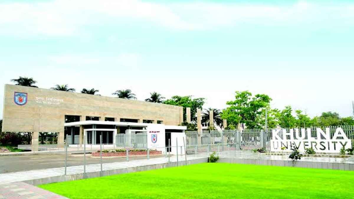 খুলনা বিশ্ববিদ্যালয়ে ১টি আসনের বিপরীতে লড়বেন ৯৮ জন