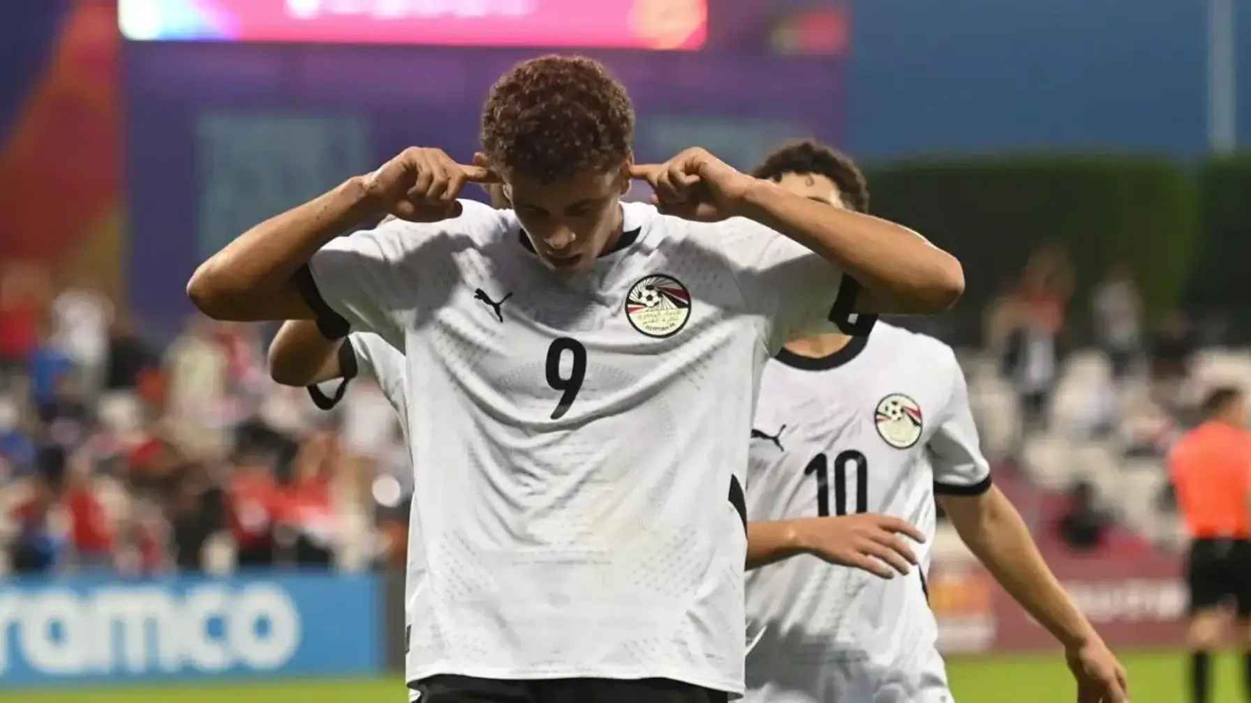 বার্সেলোনায় যোগ দিতে যাচ্ছেন হামজা