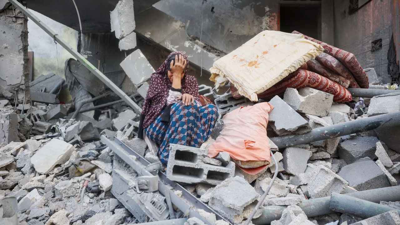 গাজায় বিয়ের আসরে ইসরায়েলি বোমা হামলায় নিহত ৬